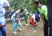 Penutupan Kegiatan MPLS SMPN 2 Cisaat di Curug Sawer